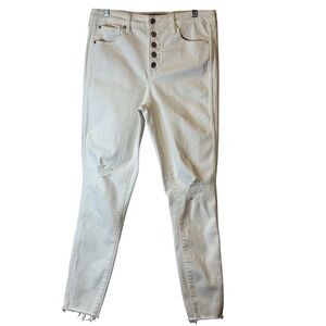 ✨GAP Universal Women's White Denim High Rise Stretchy Distressed Jeans Sz 12/31